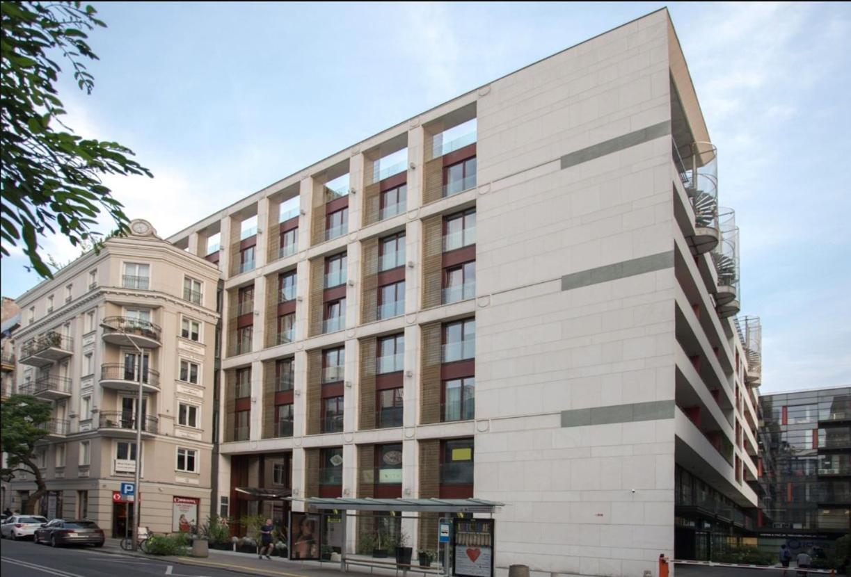 Piekna Warsaw Exterior photo